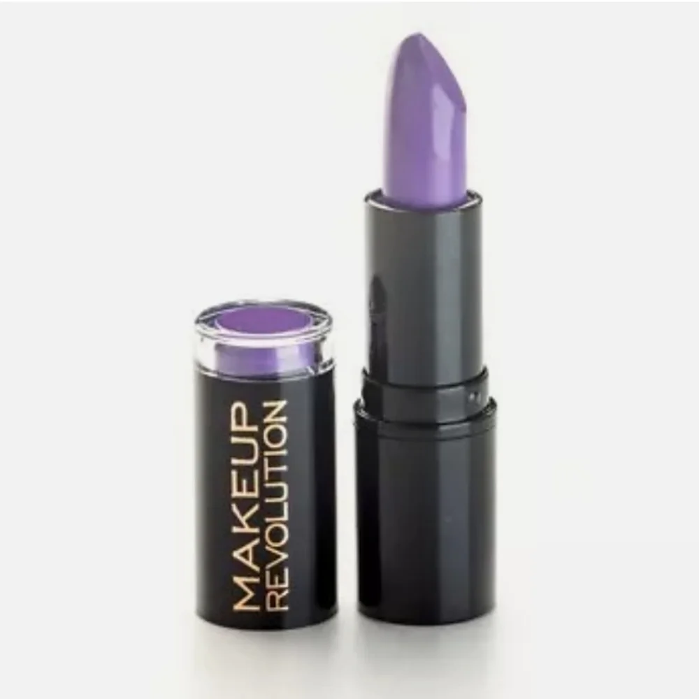 Revolution Depraved Lipstick 3.2g New